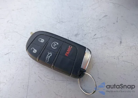 2019 Chrysler 300 300S z USA, uszkodzony, nr VIN 2C3CCABG8KH515237